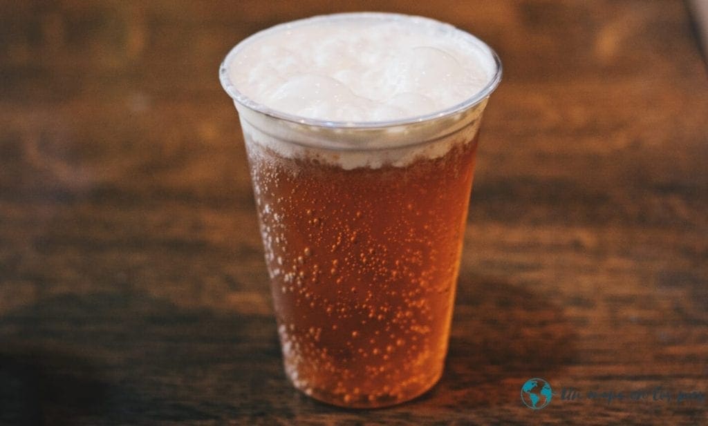 cerveza de mantequilla en parque harry potter londres