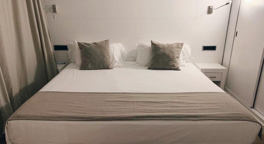 habitacion las gaviotas suites mallorca