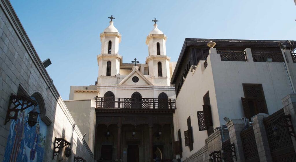 iglesia colgante barrio copto el cairo