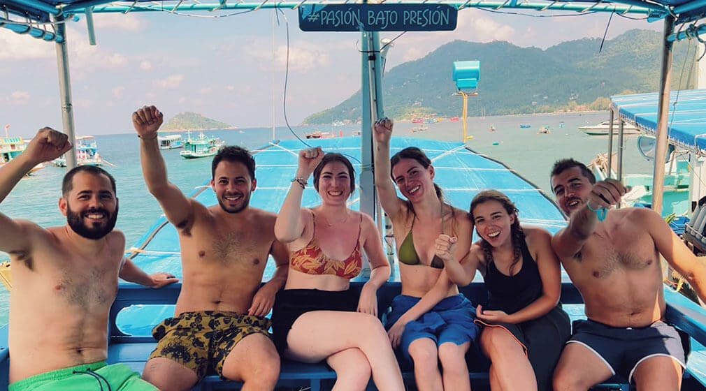 equipo electrolitos escuela pura vida koh tao