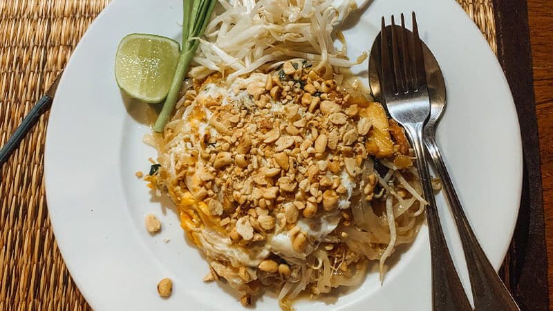 baan thai house comida