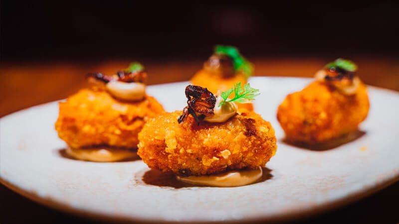 comer castillo buda baltazar grill