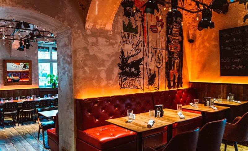 restaurantes recomendados comer budapest baltazar grill