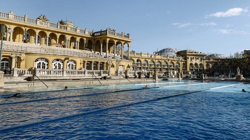 piscinas balneario szechenyi