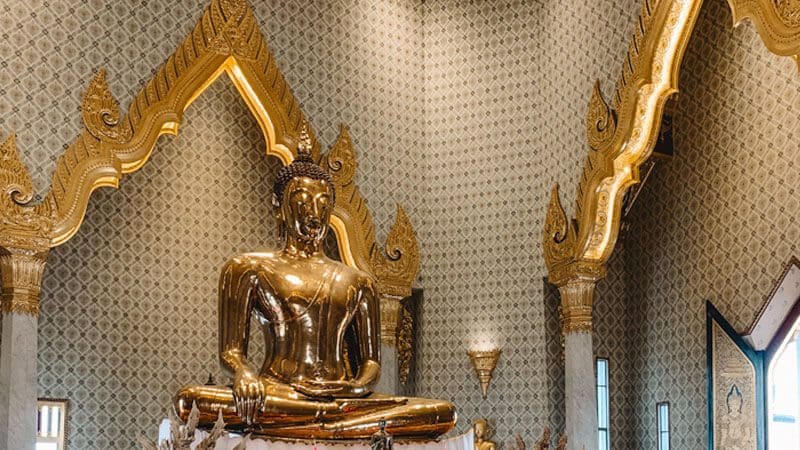 que-ver-en-bangkok-dos-dias-wat-traimit-buda-de-oro