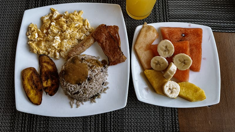 donde dormir dos dias en montverde